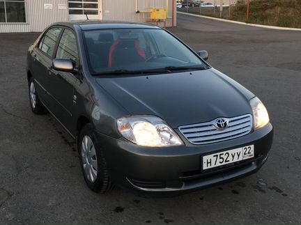 Авто в рассрочку Тoyota Corolla 2003 года