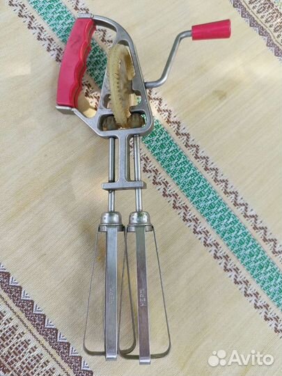 Миксер кухонный ручной