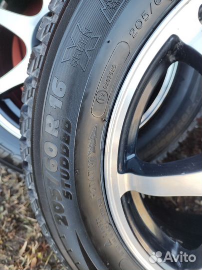 Michelin X-Ice 205/60 R16