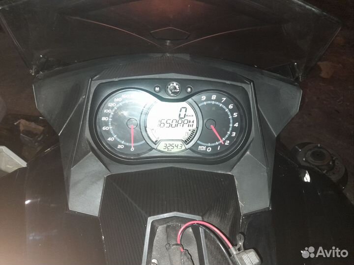 BRP Summit X e-tek 800