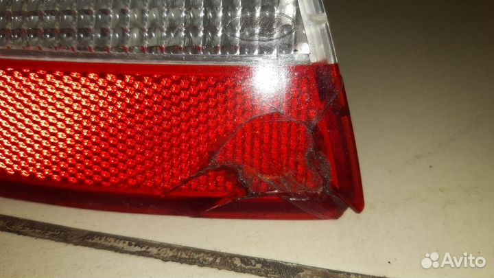 Фонарь заднего хода в бампер Ford Focus