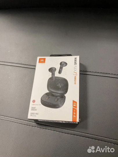 Беспроводные наушники JBL Wave flex
