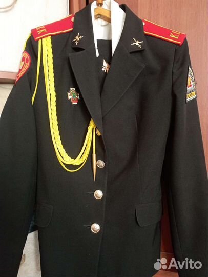 Кадетская женская форма парадная