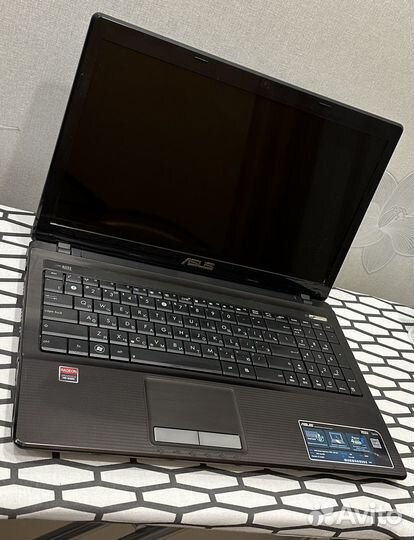 Ноутбук Asus x53u