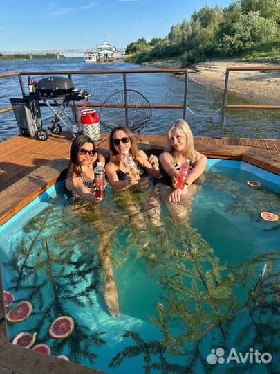 Самоходная Баня на воде