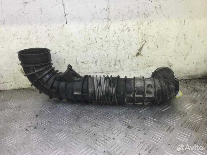 Патрубок воздушного фильтра Mercedes Vito (Viano)