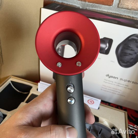 Фен dyson supersonic hd03