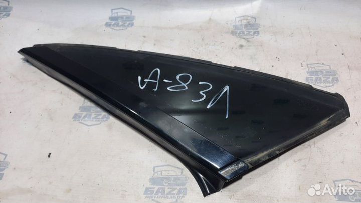 Стекло заднее левое Audi A8 D2 AUW 1999