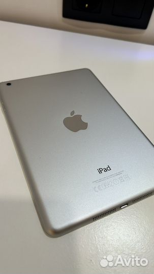 Планшет apple iPad mini 16 гб