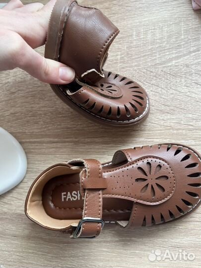 Босоножки детские