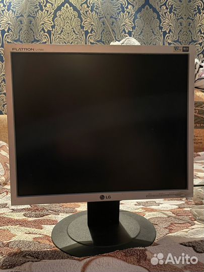 Продам монитор LG