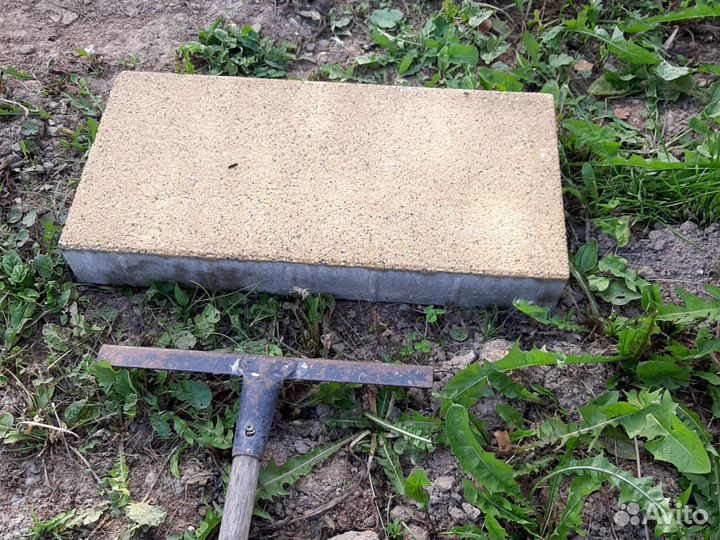 Плитка для садовых дорожек