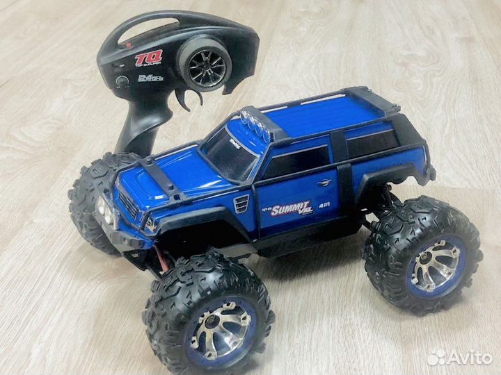 Traxxas Summit 1/16 vxl монстр rc модель