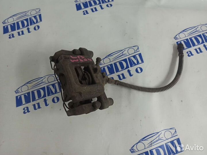 Суппорт задний левый Мерседес w204 C-class