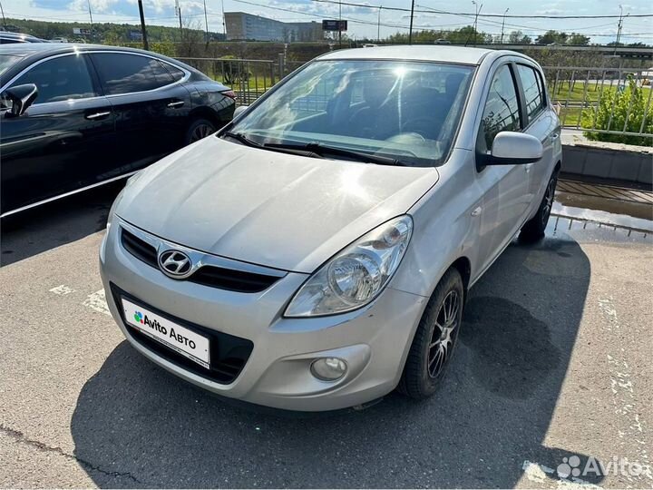 Hyundai i20 1.4 AT, 2010, 83 096 км