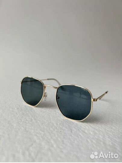 Солнцезащитные очки женские