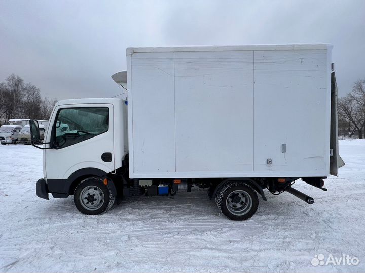 Nissan Cabstar, 2015