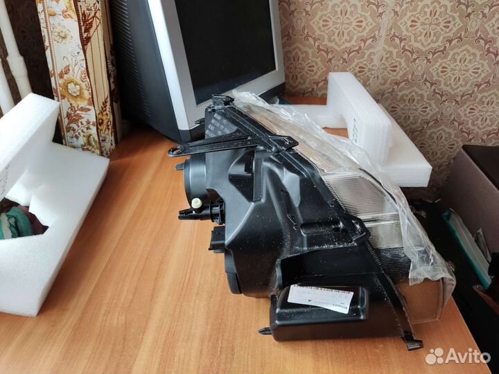 Renault Duster I фара левая