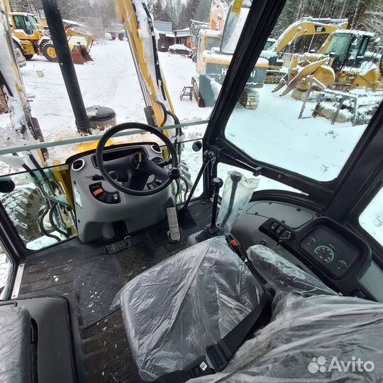 Экскаватор-погрузчик New Holland B80B, 2023