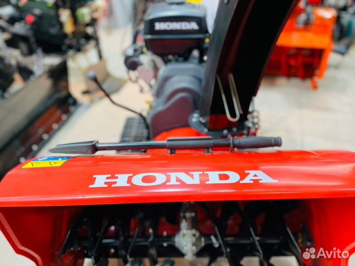Снегоуборщик бензиновый Honda HSS gx340le