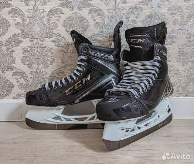 Коньки хоккейные CCM Ribcor 100K Pro 10D