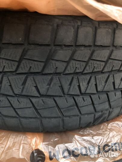 Bridgestone Blizzak DM-V1 235/60 R18 107R