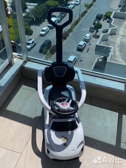 Машинка-каталка для детей