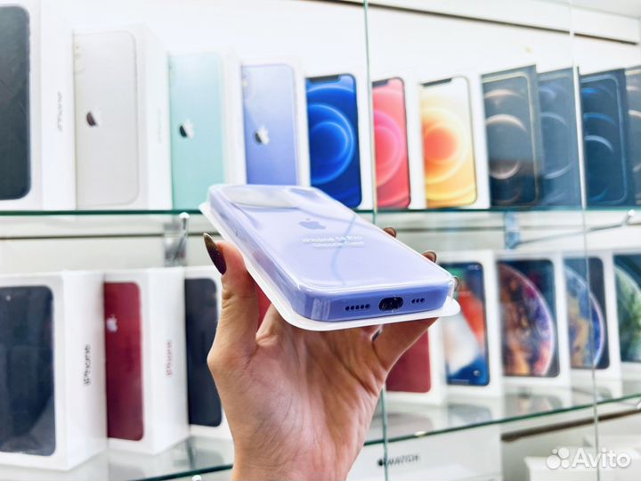 Чехол на iPhone 14 Pro, сирень