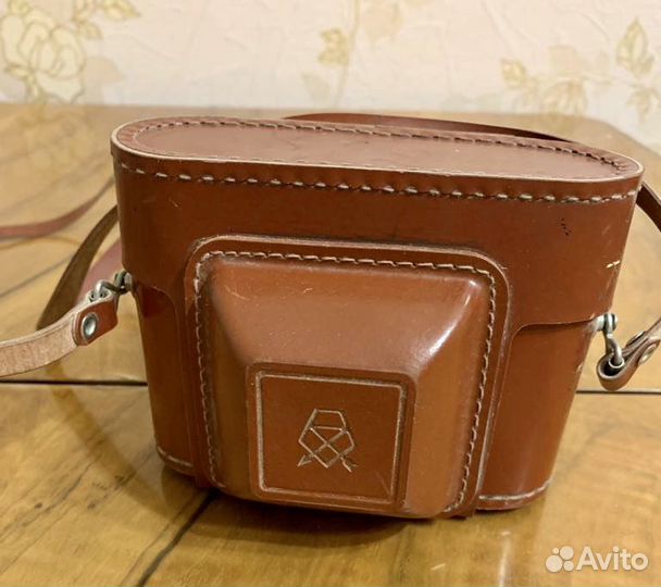 Плёночный фотоаппарат zenit