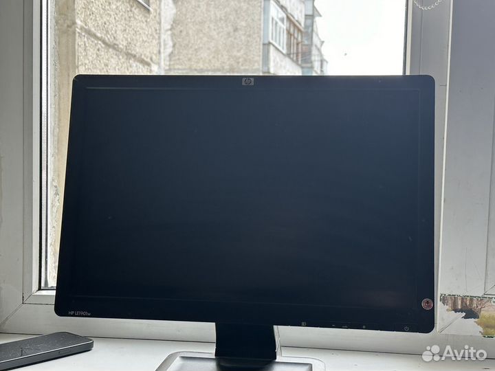 Монитор для компьютера hp