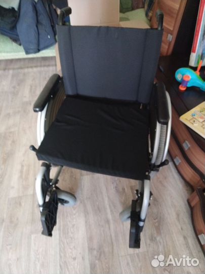 Коляска инвалидная