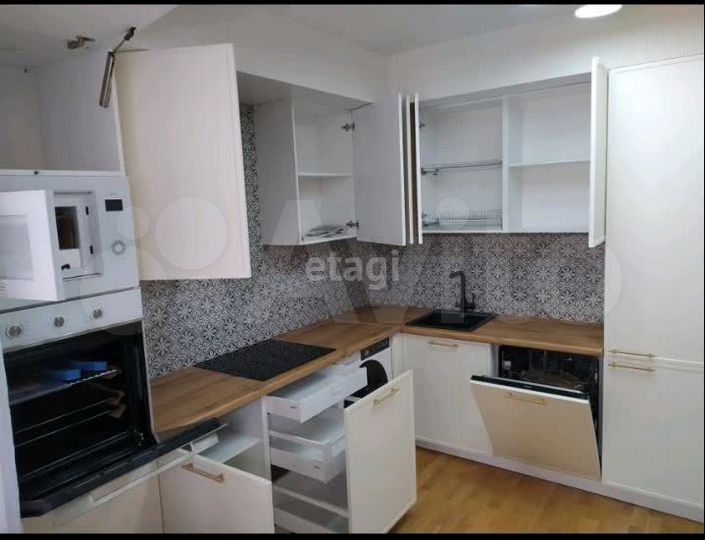 2-к. квартира, 77,8 м², 6/10 эт.