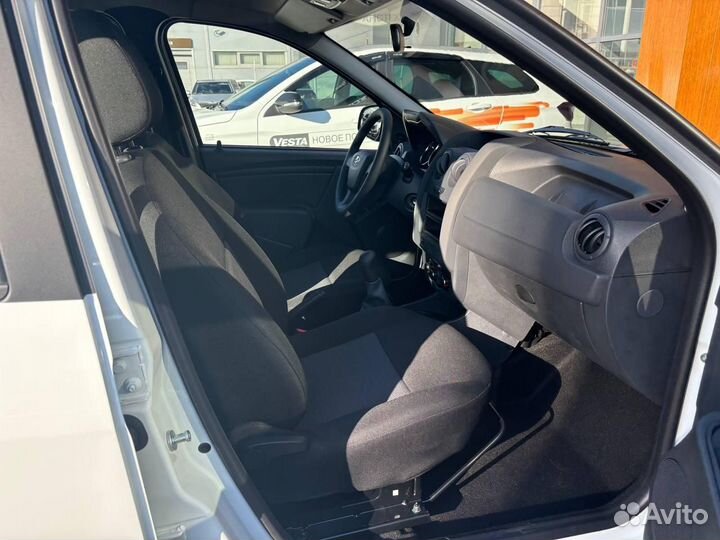 LADA Largus 1.6 МТ, 2024