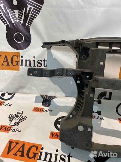 Рамка радиатора Vw Passat B6 3.2 2007