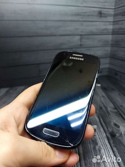 Samsung S3 mini (трещина)