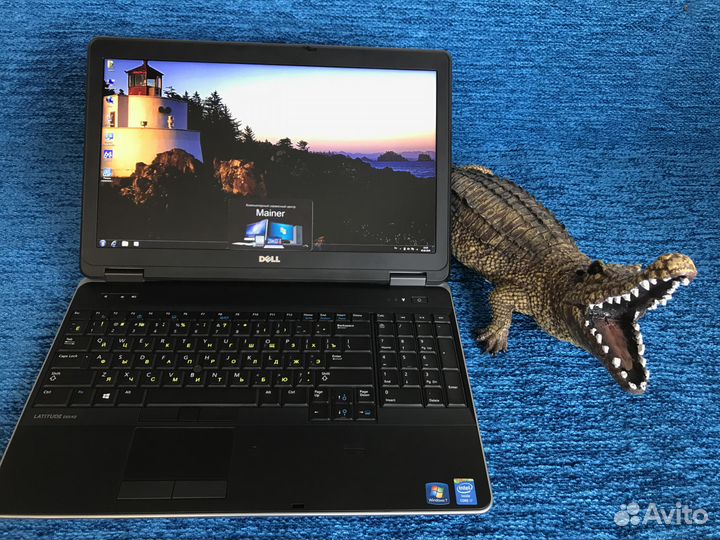 Игровой/премиальный для монтажа ноутбук Dell