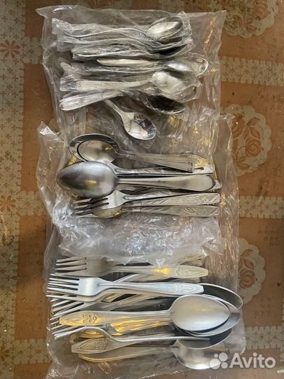 Набор столовых приборов
