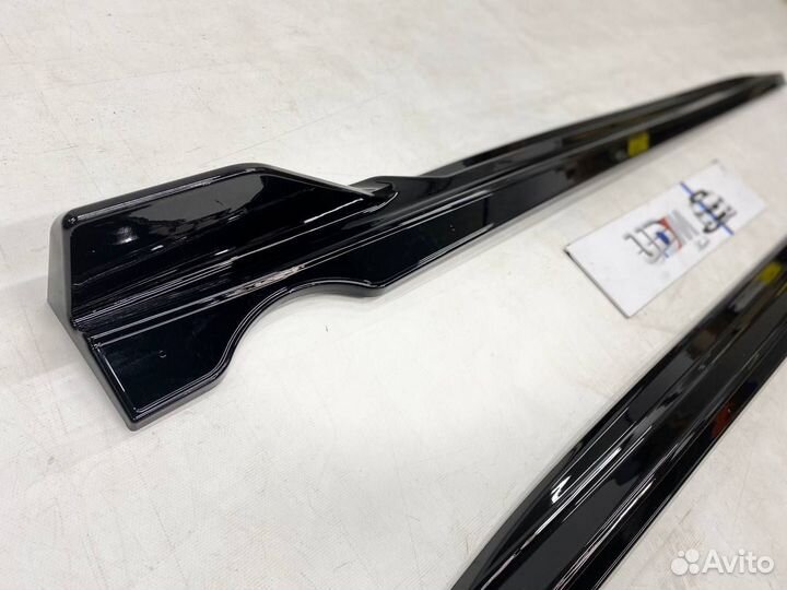 Лезвия M performance глянец BMW G05