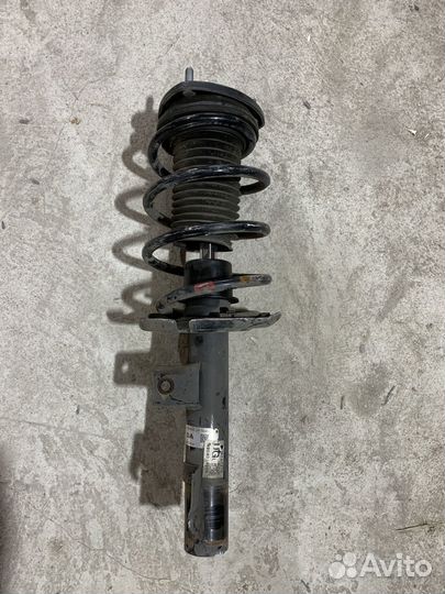 Амортизатор передний левый Mazda 3 BP.Оригинал