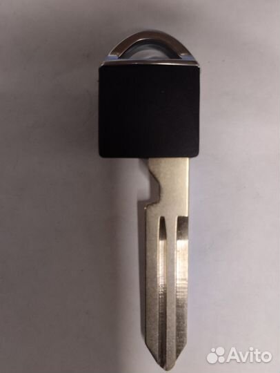 Ключ зажигания для Nissan Pathfinder Оригинал