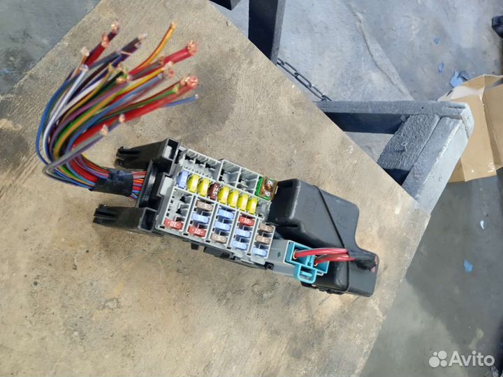 Блок предохранителей Вольво В60 С60