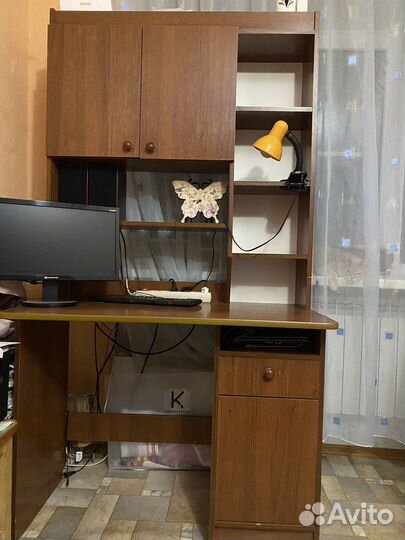 Компьютерный стол