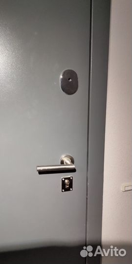 Вскрытие замков, автомобилей, замена замков