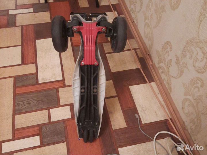 Самокат детский трехколесный светящиеся колеса