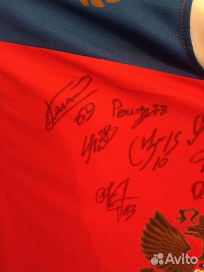 Футболка с автографами сборной России по хоккею