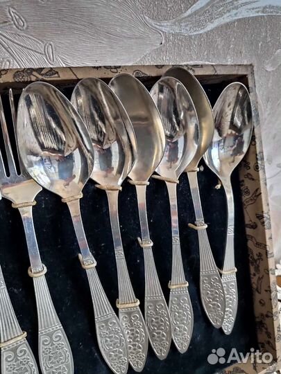 Набор столовых приборов