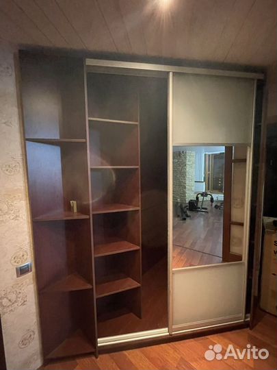 Шкаф-купе угловой