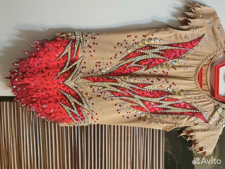 Купальник для художественной гимнастики