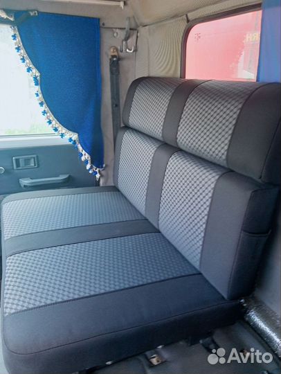 Сиденье пассажирское