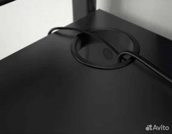 Игровой компьютерный стол Икея со стулом Икея